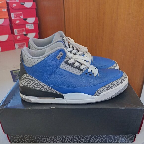 Size 10.5 - Jordan 3 Retro Varsity Royal 2020 OG box excellent condition - Picture 1 of 14